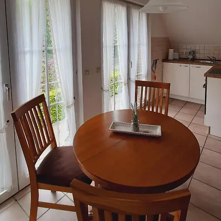 Am Mirower See, * Mirow